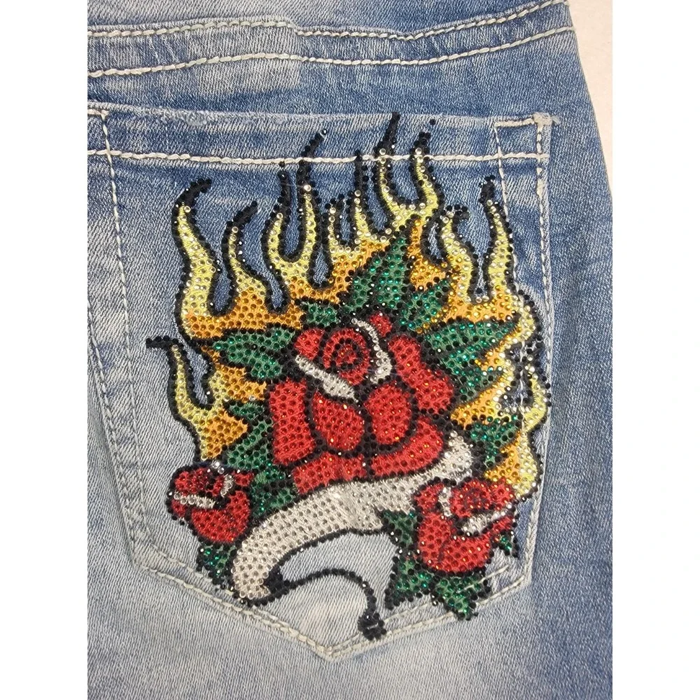 Ninth Hall Alyssia Embroidered Rose Flame Rhinestone Jeans Bootcut NWOT Sz‎ 6